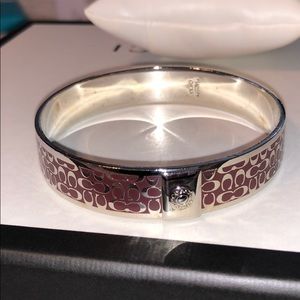Coach C Bangle bracelet in Burgundy
